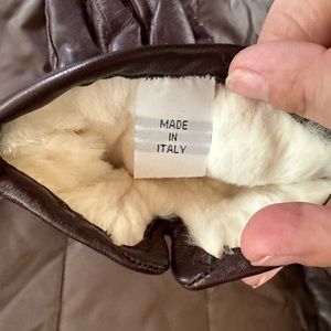 Brown leather gloves with genuine rabbit fur lining made in Italy